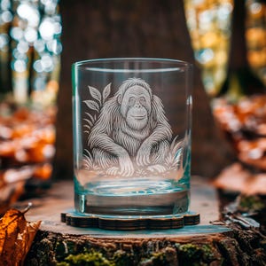 Orangutan Glasses | Laser Etched Wildlife Barware, Engraved Gift for Animal Lovers & Jungle-Inspired Home Decor