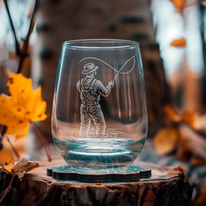 Fly Fisherman Glasses | Personalized etched beer, whiskey, wine & cocktail glassware. Fishing Adventure gift. Camp barware and home decor.