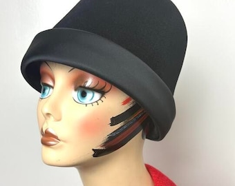 Vintage Peachbloom Velour Black Ribbon Rhinestone Cloche Hat  display picture 1