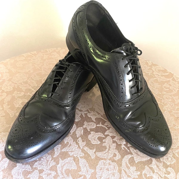 Vintage Men's Black Florsheim Wingtip Shoes, Size 9 1/2 D