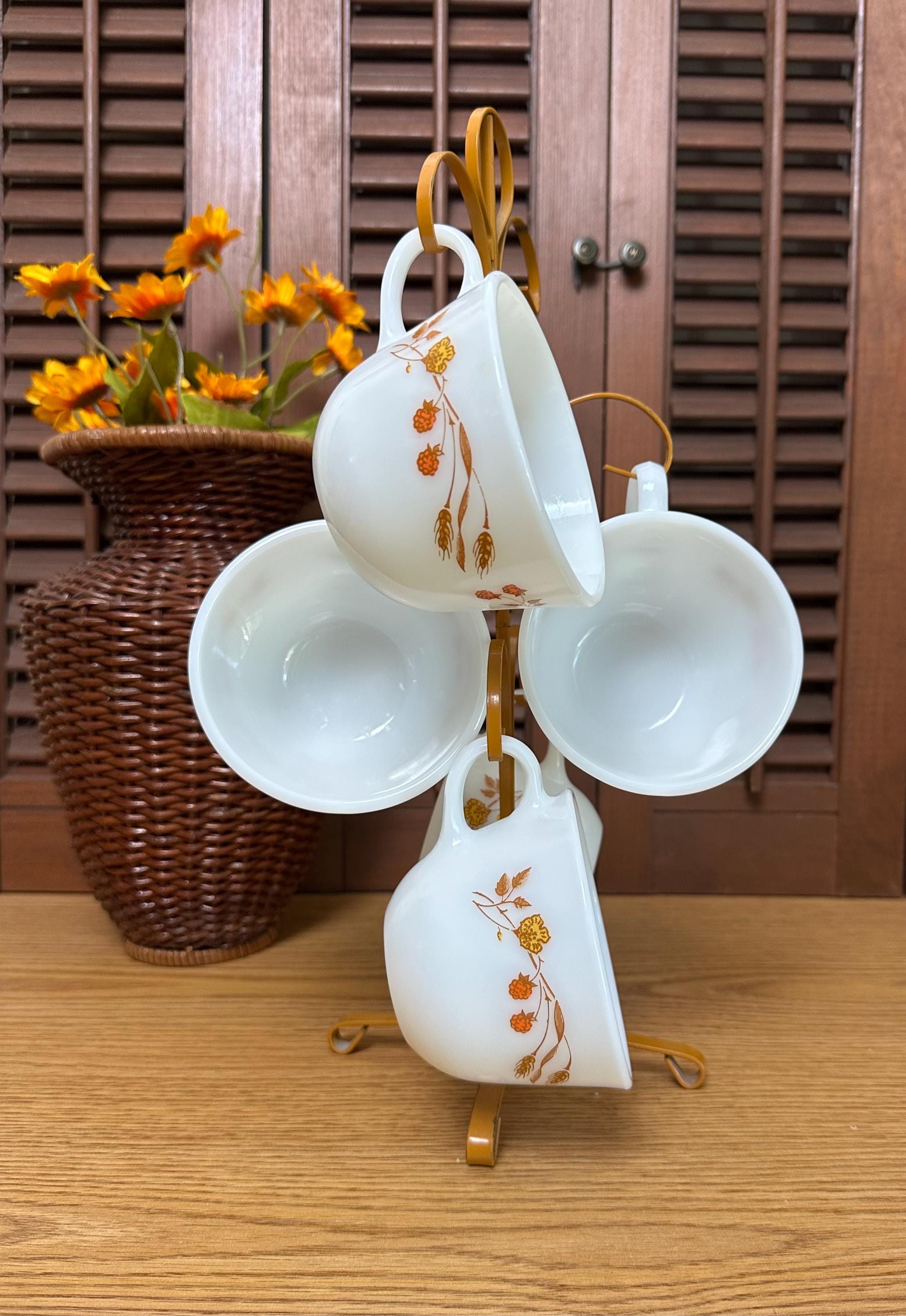 【希少　未使用】コーニング社USA製PYREXベイキングディッシュ　クランベリー 希少 未使用】コーニング社USA製PYREXベイキングディッシュ