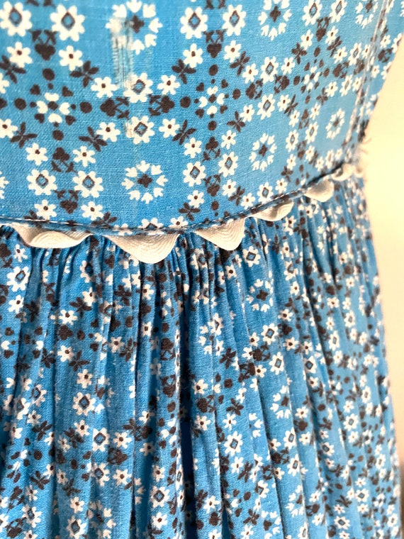 Vintage Blue Calico Prairie Dress, Size M - image 7