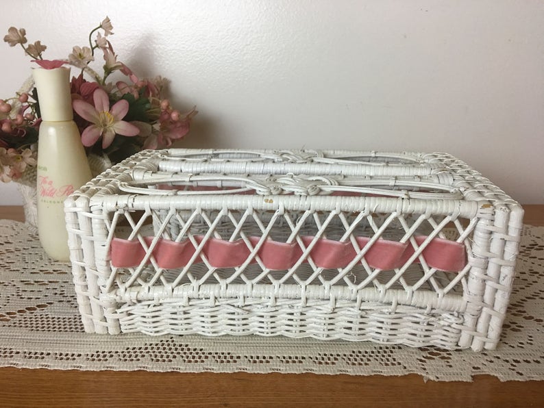 Vintage White Wicker/rattan Tissue Box 1960s Etsy