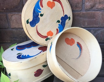 Vintage Tole Handpainted Shaker Style Folk Art Wooden Boxes with Lids