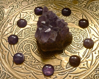 Purple amethyst 16 mm diameter round cabochon. Macrame, wire wrappping, leather, stone setting. Jewelry making