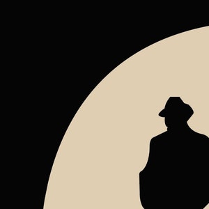Puede incluir: Silueta de una persona con sombrero y abrigo de pie frente a un fondo marr&oacute;n claro.