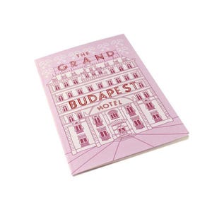 Il taccuino del Grand Budapest Hotel! Wes Anderson, ispirato allo Stato di Zubrowka, Saoirse Ronan, outfit da Lobby Boy