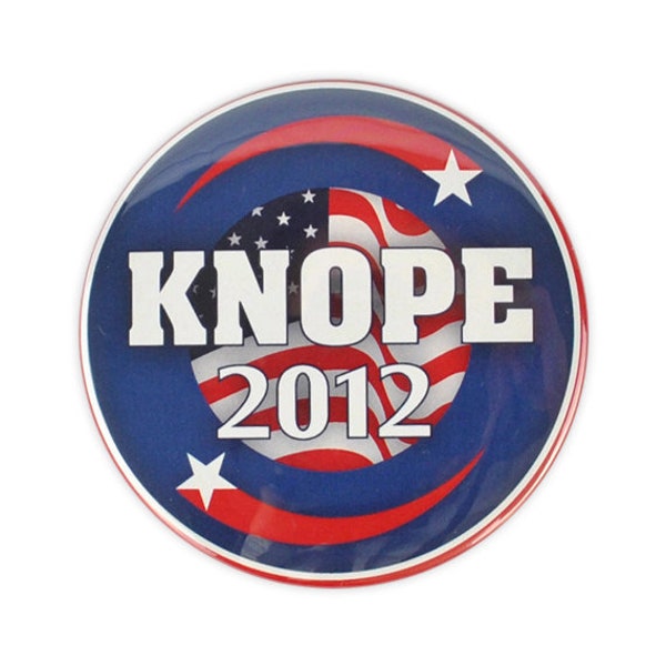 Botón de Leslie Knope ¡Insignia electoral grande de "Knope 2012"! parques y recreación, Amy Poehler. elección del consejo de pawnee