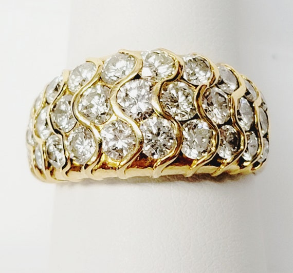 SALE!!! 18k Yellow Gold Ladies Domed Band With VS Quality Diamonds
