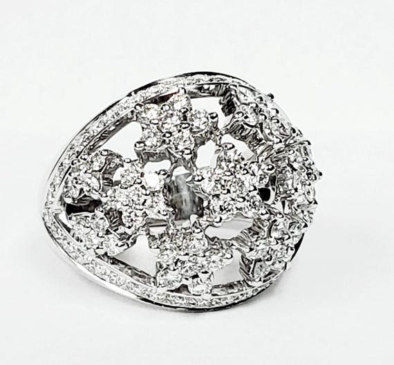 SALE!! 18kw Domed Diamond Band with Flower Motif FREE shipping!