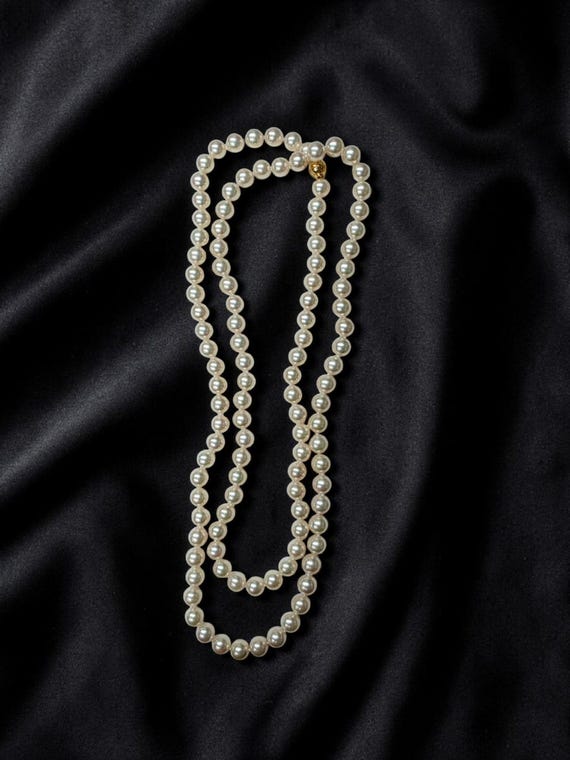 Single Strand 40" Fine Cultured 9.0-9.5mm Pearl Necklace w/18k Yellow Gold Clasp