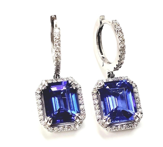 Stunning 14kw 6.36ctw Tanzanite and 0.75ctw Diamond Hoop Earrings