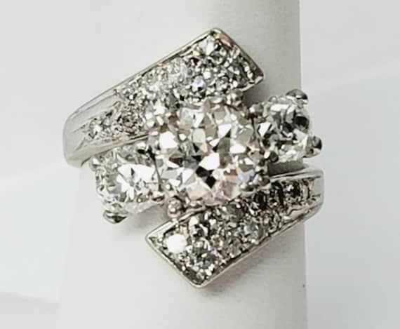 SALE!!!!  Stunning Vintage GIA Diamond Ring 3.11 Carats Total Weight!