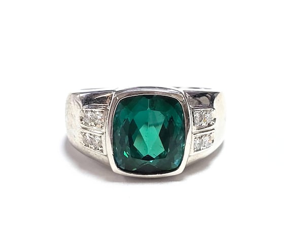 Gorgeous Platinum Green Tourmaline Ring