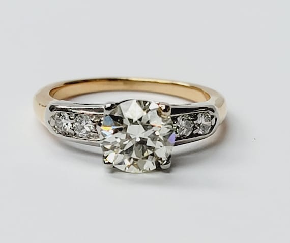 Unique Diamond Engagement Ring with Round Diamond 1.26ct N, VS1 18k Two Tone Mounting