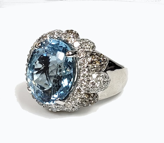 GORGEOUS 18k White Gold 10.66ct Oval Aquamarine "Princess" Ring with FREE shipping!