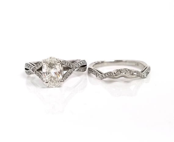 TACORI (Signed) 18k White Gold Oval Diamond Bridal Set 2-Piece  FREE SHIPPING!!!