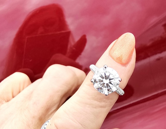 18kw Lab Grown Diamond Engagement Ring!