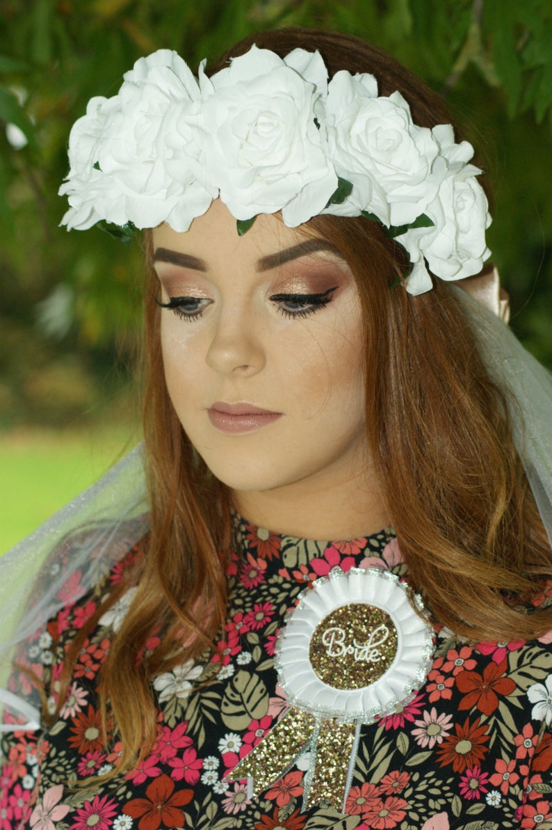 Veil and Rosette Handmade Bachelorette Bridal Shower Bride Pin Bride to be Bride to be Package Hen Party Gold Glitter