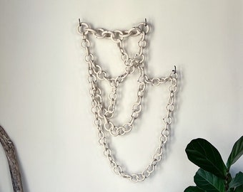 White Ceramic link chain wall hanging, Boho Ceramic wall sculpture, Ceramic wall sculpture, ceramic wall art