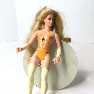 Vtg 1984 Mattel Princess Of Power 5.5&quot; Action Figure She-Ra He-man Hair M.I.