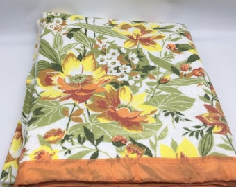 Vtg Large Floral Orange Yellow Green  Blanket Orange Nylon Trim 89x70 1960s 70s