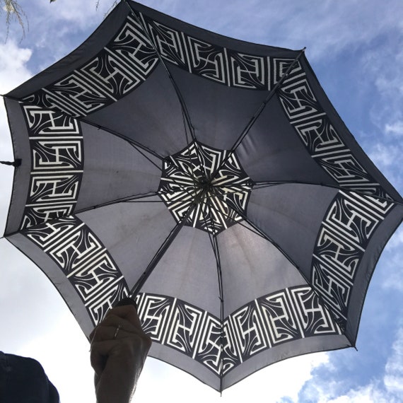 Umbrella with Hand Carved Wooden Handle, Squirrel… - image 3