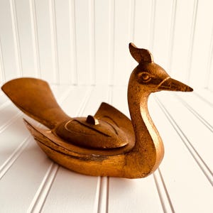 Metal gold bird box