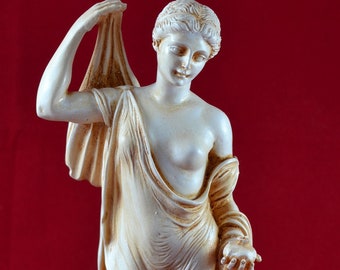 Hera statue, Juno goddess of women and marriage aged patina greek mythology statue