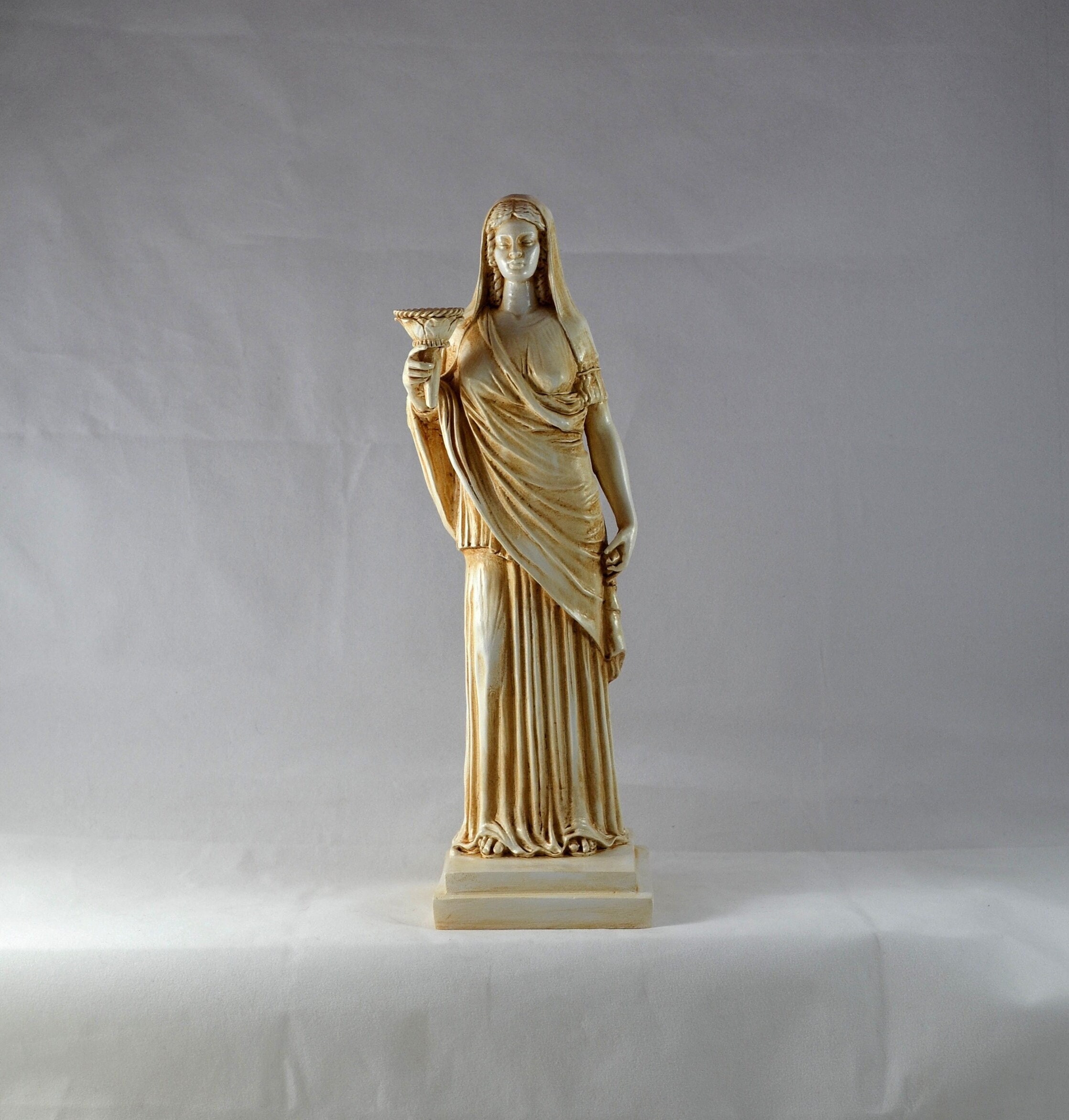 Persephone Goddess  Queen of the Underworld   Aged statue  25 cm 10 inches