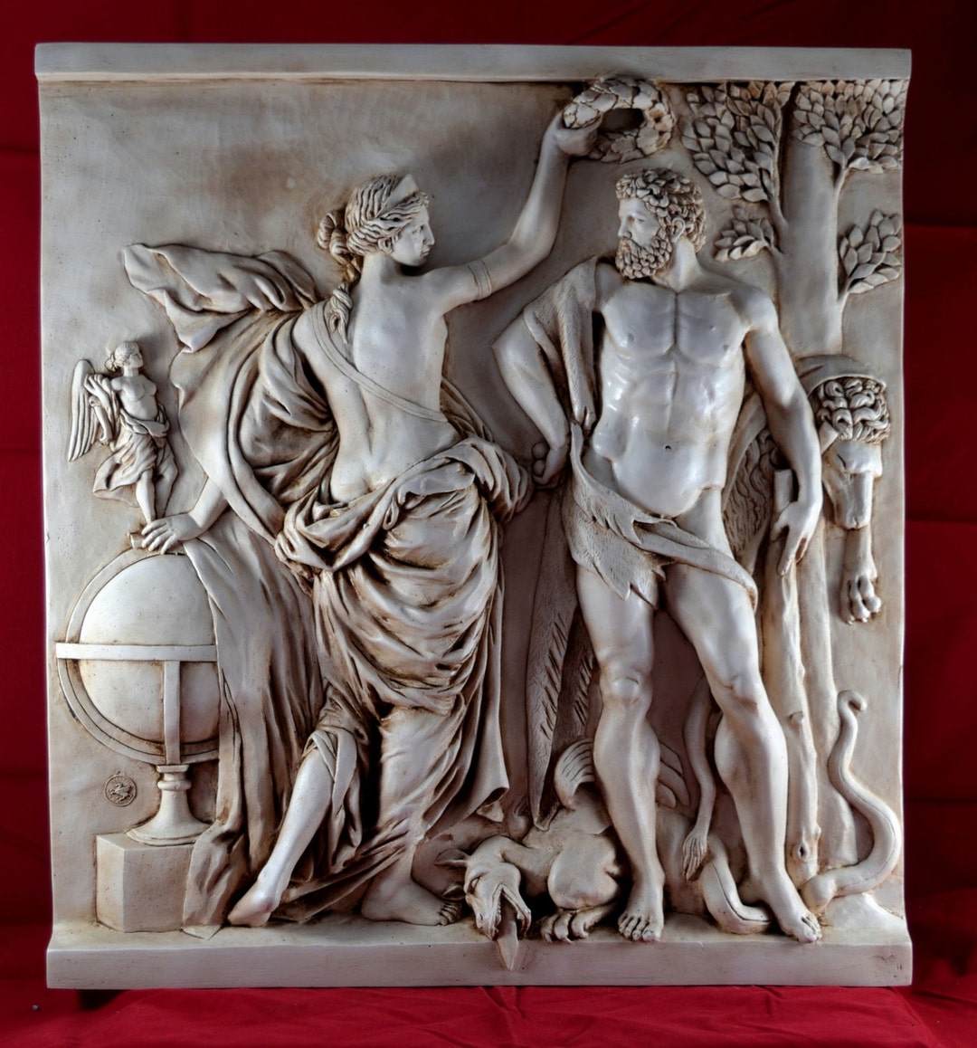 ヘラクレスの戴冠式。浅浮き彫り。Hercules. 31×29,5 cm ヘラクレスの戴冠式。浅浮き彫り。Hercules. 31×29,5 cm