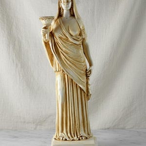 Persephone Goddess  Queen of the Underworld   Aged statue  25 cm 10 inches
