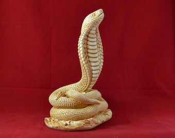 Sculpture en serpent cobra patiné, statue en marbre d'un animal grec, 26 cm - 10,25 pouces