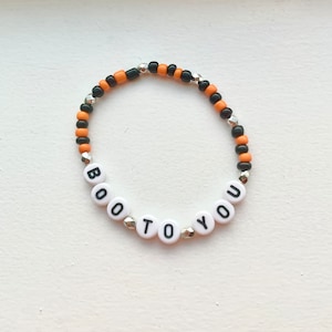 Mickey’s Not So Scary Halloween Party Friendship Bracelet Boo To You Trading Cast Member Gift MNSSHP