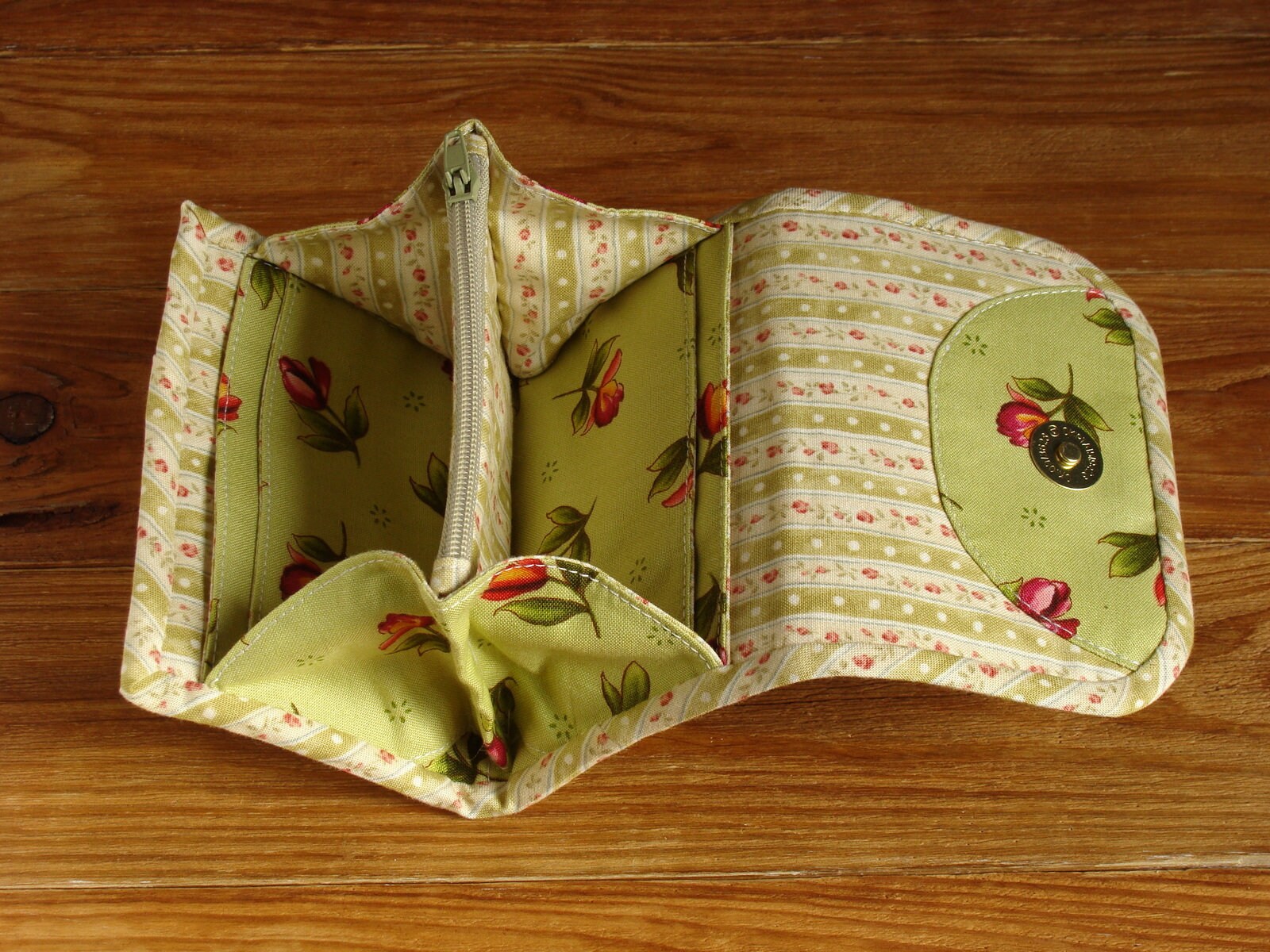 Tulip wallet / olive fabric / small wallet for women / compact Etsy