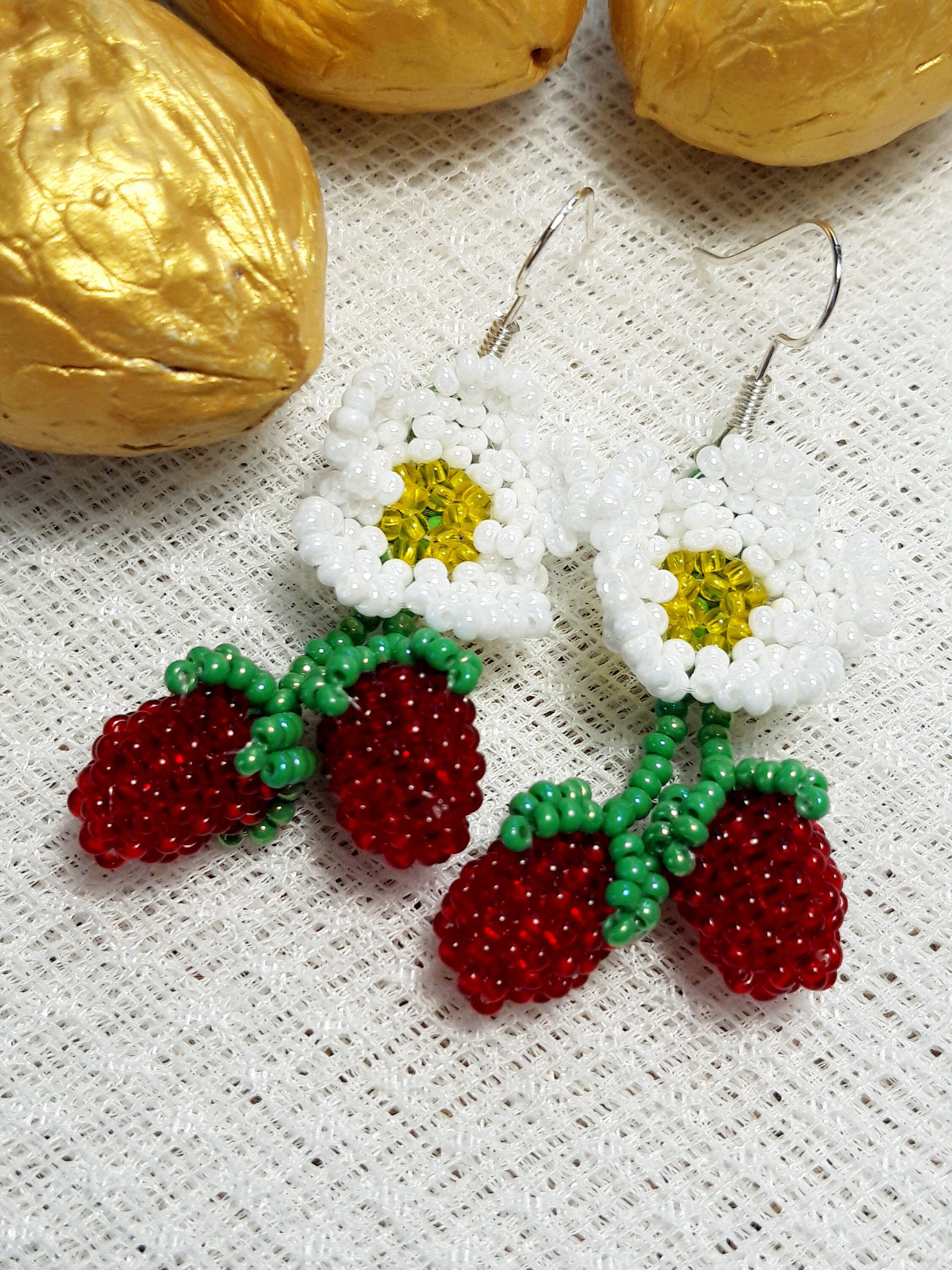 Seed bead strawberries earrings beaded flower earrings Cute Etsy
