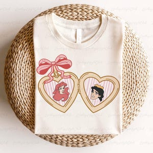 Disney Princess Ariel & Eric Valentines Shirt, Little Mermaid Heart Locket Shirt, Disney Valentine's Bows Shirt, Disney Family Trip, MYD287 bild 5