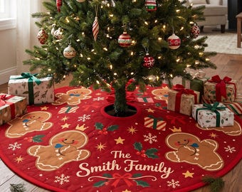 Personalized Gingerbread Tree Skirt, Custom Family Name Decor, Quilted Christmas Tree Skirt, Gingerbread Holiday Decor, Family Xmas Gift