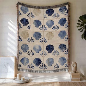 Vintage Seashell And Leaf Woven Throw, Blue Seashell Coastal Blanket, Coastal Summer Lightweight Blanket, Sea Inspired Throw For Sofa,MYC802