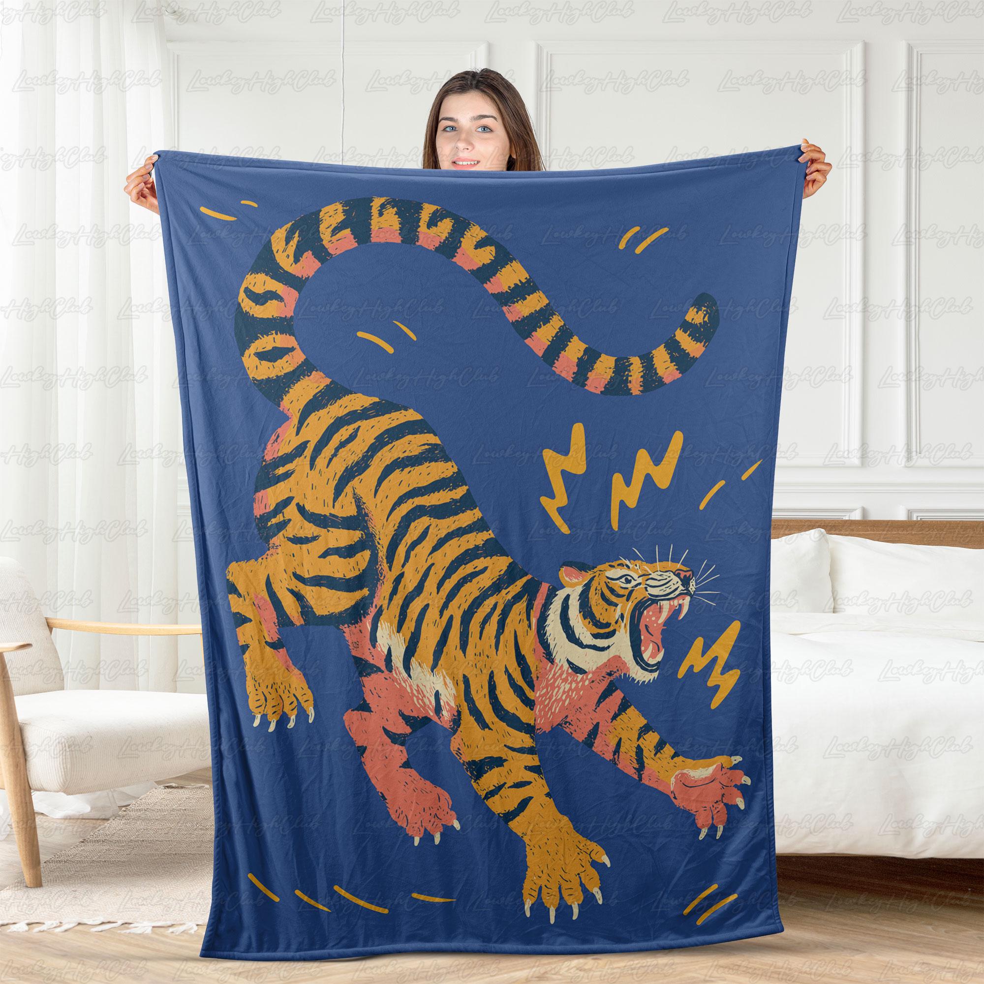 Vibrant Tiger Illustration Woven Blanket, Retro Jungle Tiger