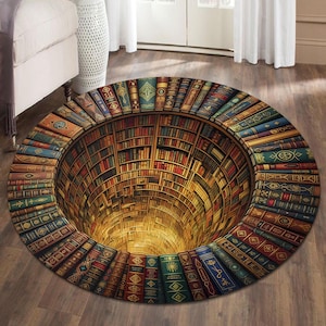 Könnte beinhalten: Runder Teppich mit einem 3D-Täuschungsdesign einer Bibliothek. Der Teppich zeigt eine kreisförmige Anordnung von Büchern um eine zentrale Öffnung, wodurch der visuelle Effekt einer tiefen, endlosen Bibliothek entsteht. Die Bücher haben verschiedene Farben und Designs.