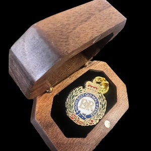 Royal Engineers Lapel Pin 24k Gold Coated RE Crest Crested Badge British Army Military Gifts for Recruits Passing out Serving Forces Gifts