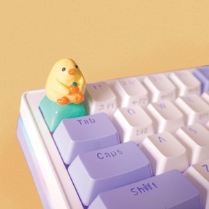 Orange Loving Chick Keycap | Artisan Keycap For Mechanical Keyboard | Handmade with Polymer Clay | Cherry MX Profile | Him & Her Gifts |