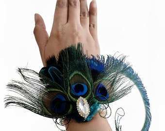 Peacock feather corsage, Curled peacock feather, Teal blue peacock feather, Wrist corsage, Bridesmaid corsage, Prom corsage, Pearl bracelet