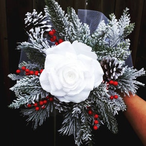 Winter Wedding Bouquet, December Wedding Bouquet, Christmas Wedding Bouquet, Frosted flower Bouquet, pine cone bouquet, berries Bouquet