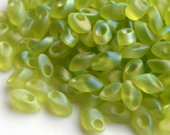 10 g Miyuki long Magatama 4x7mm perles de rocaille MAT TRANSPARENT VERT CHARTREUSE