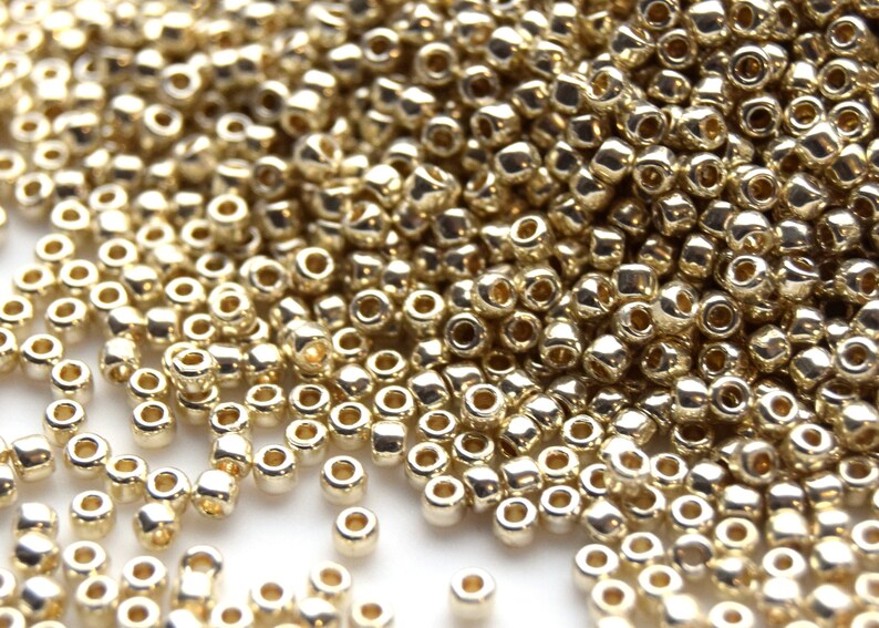 Toho 150 558 Galvanized Aluminum Japanese Seed Beads Tr 15 558 Silver Seed Beads Sewing Fiber Craft Supplies Tools Kromasol Com