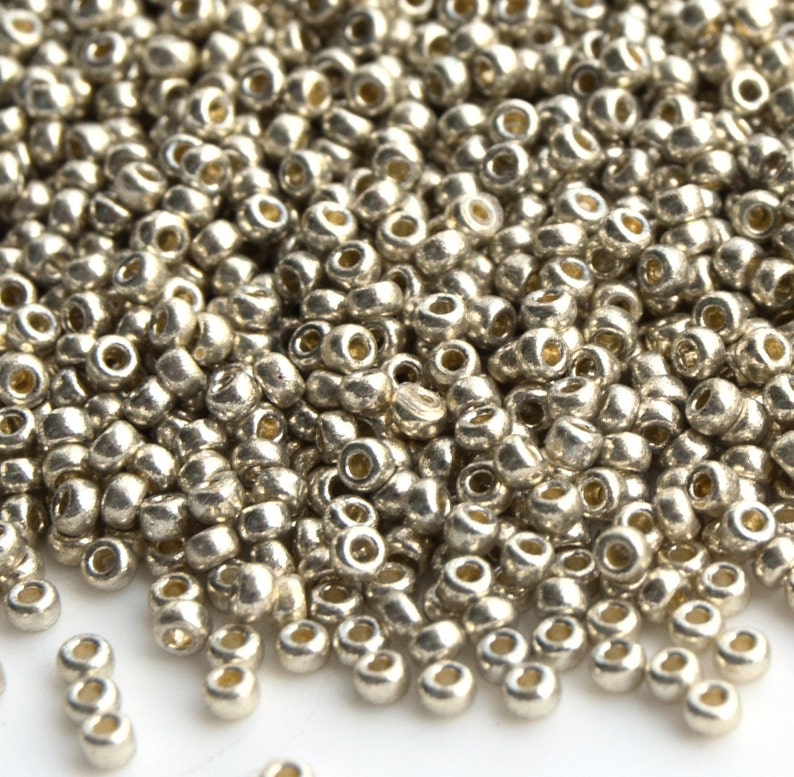 Japanese Seed Beads Silver Seed Beads Miyuki 150 RR-4201 duracoat galvanized silver