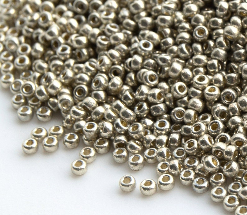 Japanese Seed Beads Silver Seed Beads Miyuki 150 RR-4201 duracoat galvanized silver
