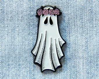 Ectogasm Flower Crown Ghost Enamel Pin - Cute Goth Fashion Accessory - Midsommar Horror Movie Gift - Supernatural Paranormal Spooky Lapel